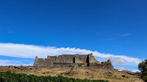 Vista exterior do Castelo do Lindoso